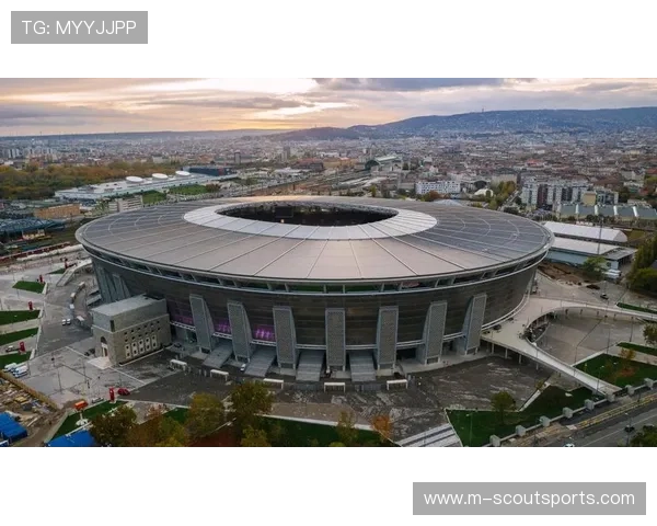 欧冠主题城市跑活动,布达佩斯预热决赛氛围 欧冠主题城市跑活动,布达佩斯预热决赛氛围