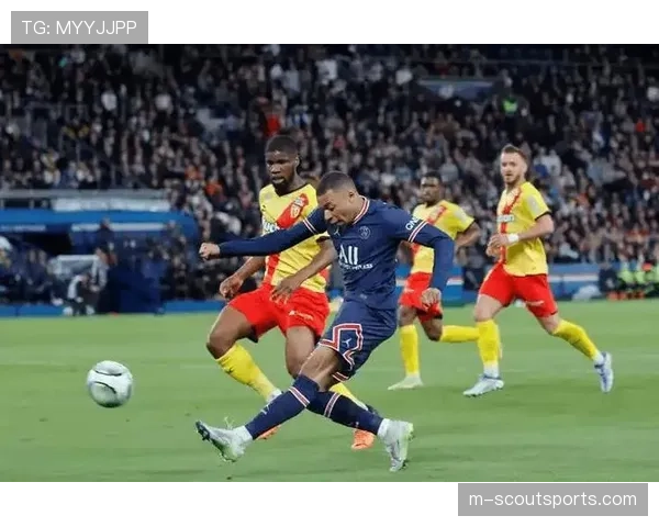 姆巴佩两射一传，巴黎圣日耳曼3-1逆转巴萨晋级八强